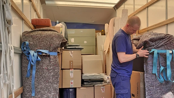 Loading moving goods